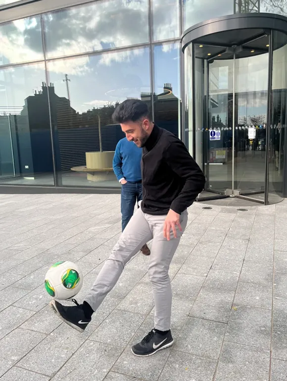 Keepy uppy challenge in motion