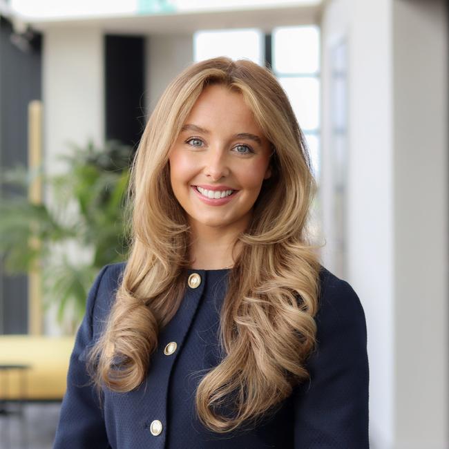 Julie Bankier - Solicitor