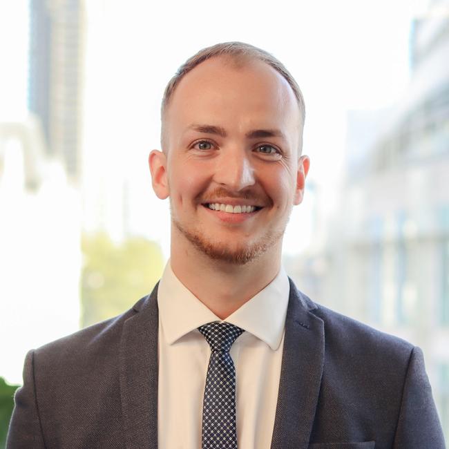 Mateusz Minuczyc - Solicitor