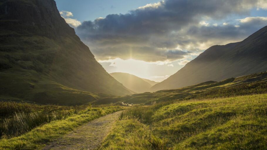 Is it possible to disinherit your children in Scotland?