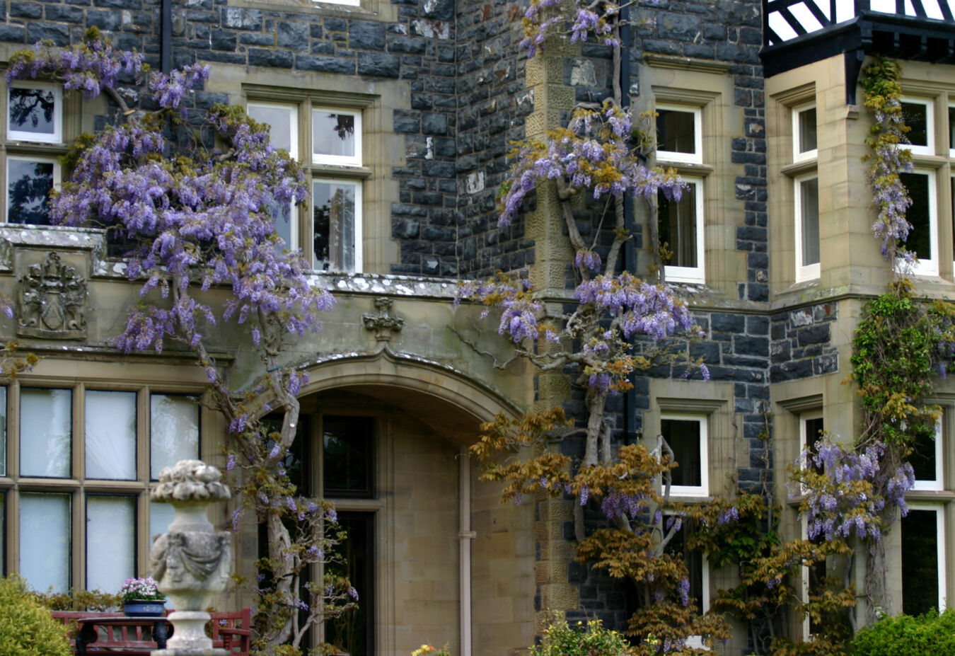 Hospitality and Holyrood’s Autumn Budget: What’s on the menu for the industry in 2024?