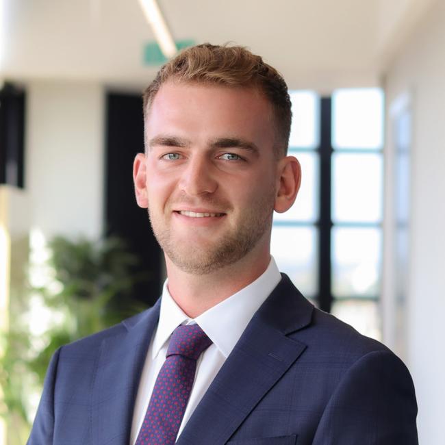 Angus MacVicar - Legal Advisor